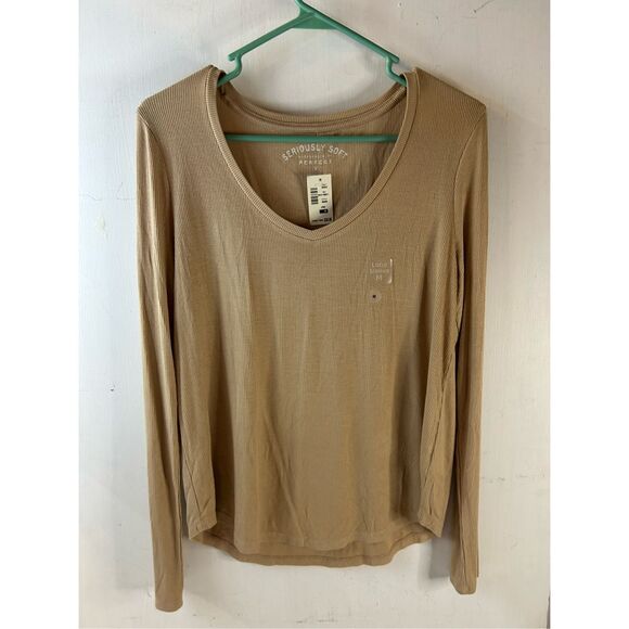 Aeropostale M Aero Seriously Soft Perfectly vneck top new - Picture 2 of 10